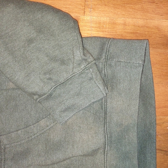 Carbon Green Turtleneck hoodie - Picture 2 of 5
